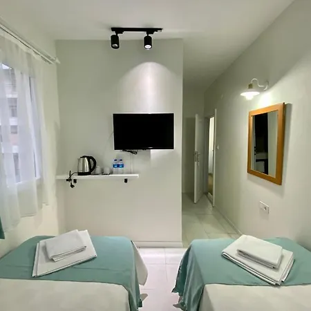 Lemon-ada Butik Hotel *