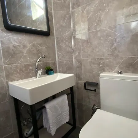 Lemon-ada Butik * Kuşadası