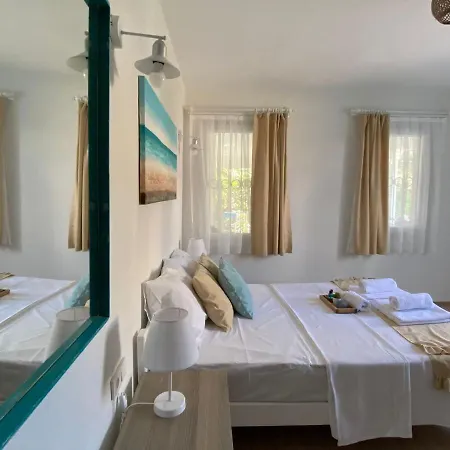 Lemon-ada Butik Hotel *