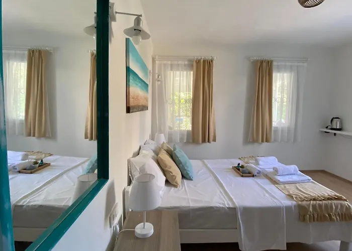 Lemon-ada Butik Hotel *